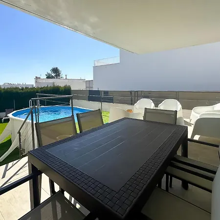 Moderna Con Piscina En Appartamento *